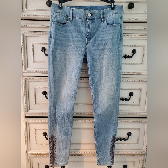 WHBM ankle zipper jeans size 6 - Picture 3 of 10